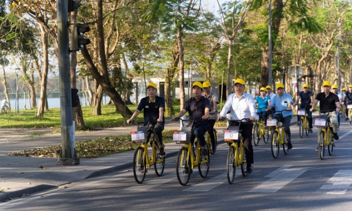 Restarting public bicycle system in Hue city center