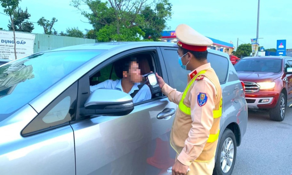 Bộ GTVT lý giải việc cấm tuyệt đối lái xe có nồng độ cồn