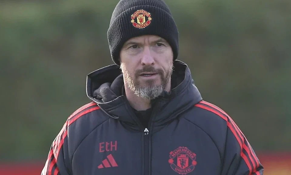 MU và Man City có thể bị cấm dự Champions League