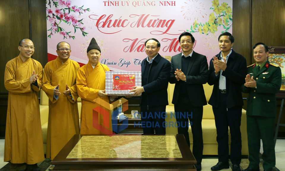 Ban Trị sự Giáo hội Phật giáo Việt Nam tỉnh Quảng Ninh thăm, chúc Tết Tỉnh ủy Quảng Ninh, tháng 1-2024