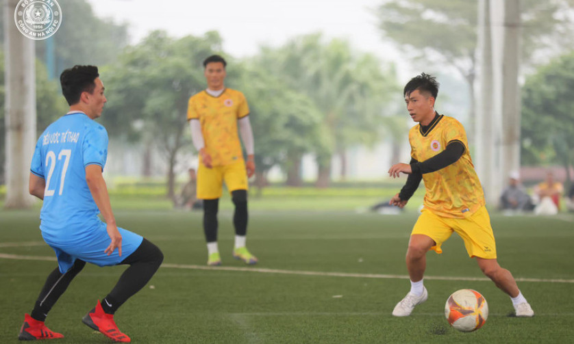 Văn Hậu báo tin vui, Phan Văn Đức sẵn sàng trở lại tuyển Việt Nam