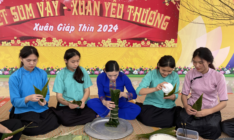 Hương Tết nơi trường học