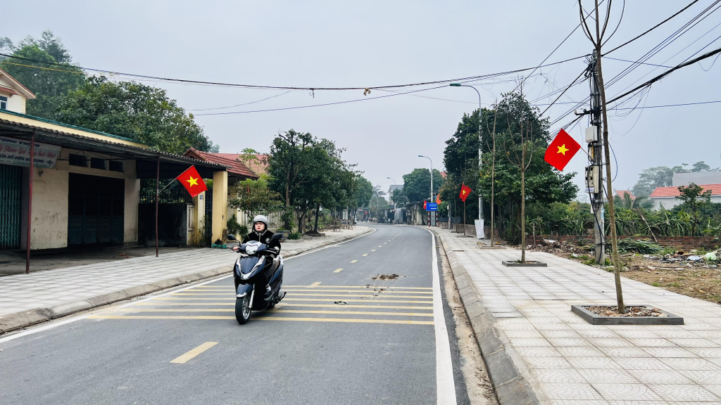 Hạ tầng giao thông xã Tràng Lương được đầu tư mới.