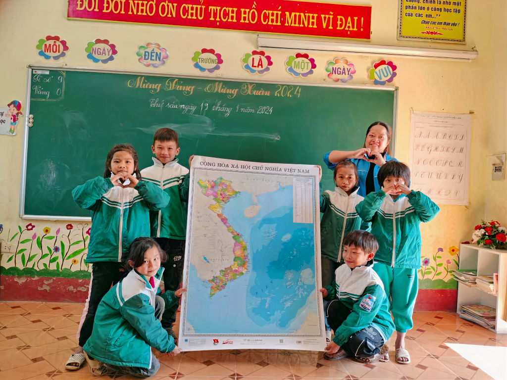 Liên đội trường Tiểu học Đồng Tâm, huyện Bình Liêu hưởng ứng Cuộc vận động