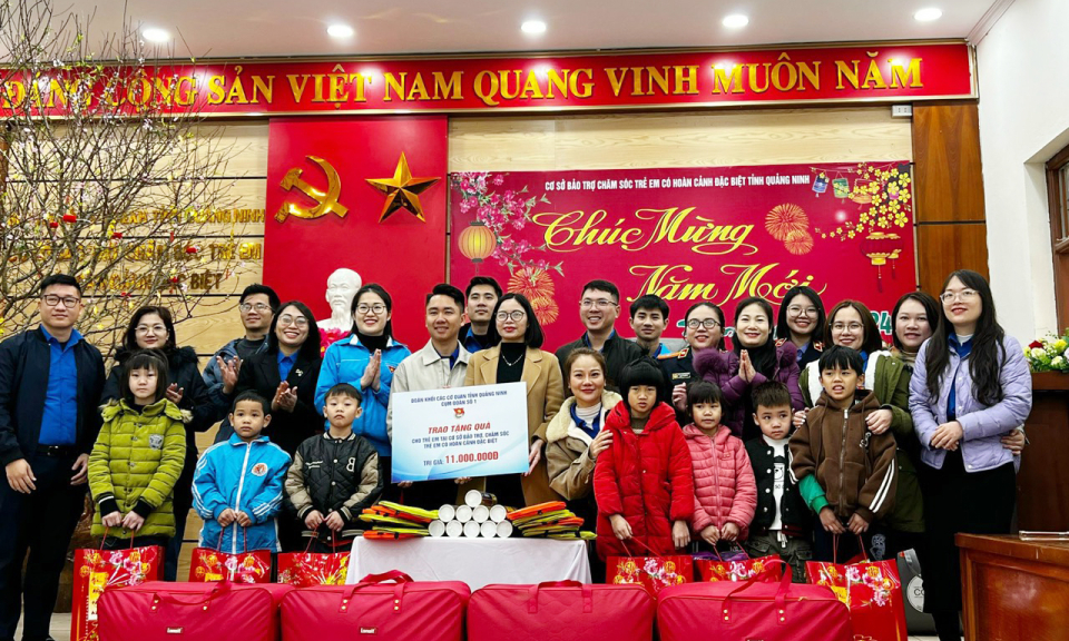Tuổi trẻ Quảng Ninh sắt son niềm tin với Đảng