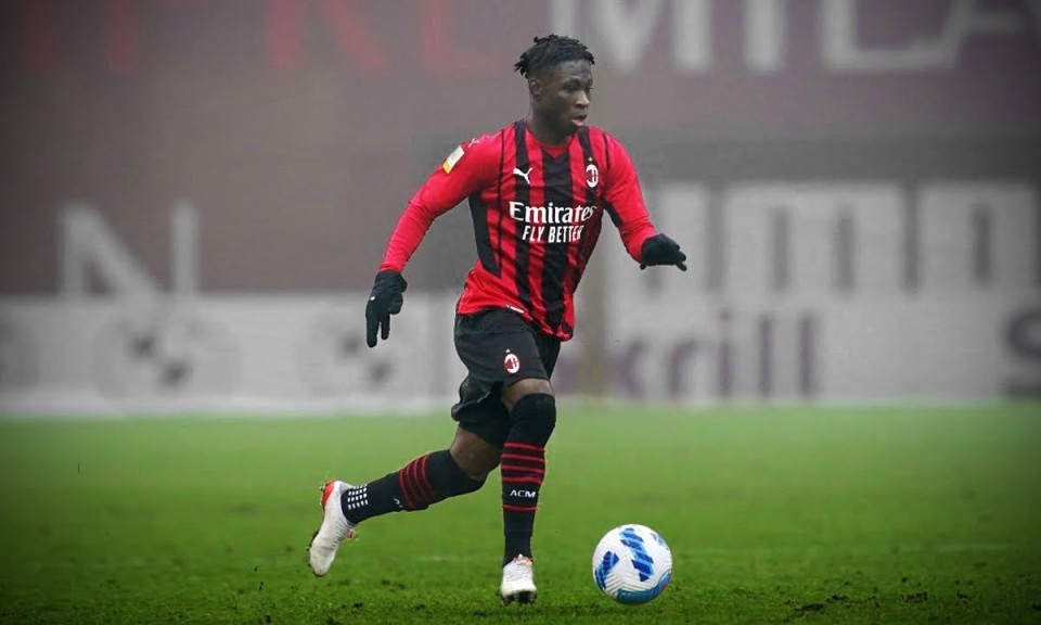 Milan đẩy đi 2 cái tên dưới dạng cho mượn