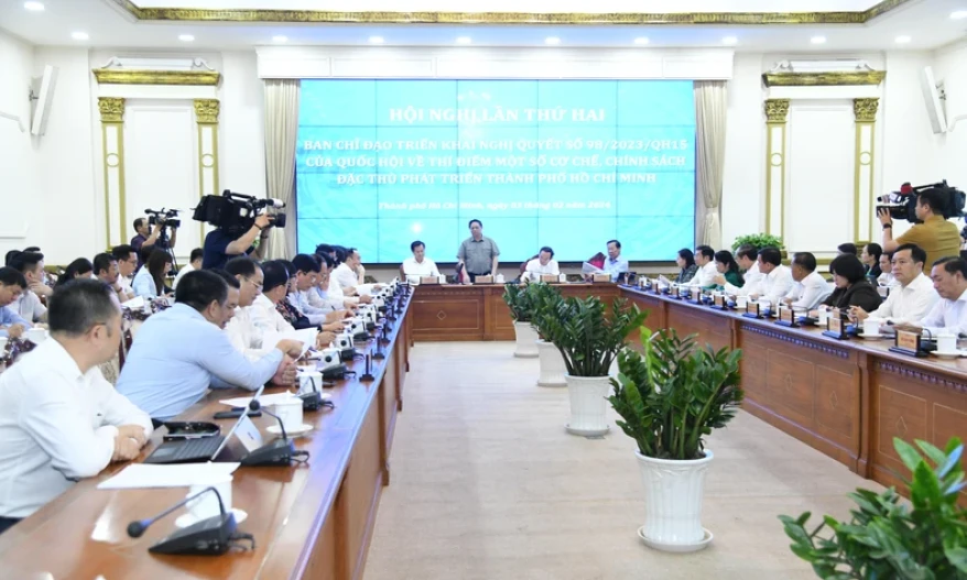 Thủ tướng Phạm Minh Chính chủ trì Hội nghị Ban Chỉ đạo triển khai Nghị quyết 98/2023/QH15 của Quốc hội