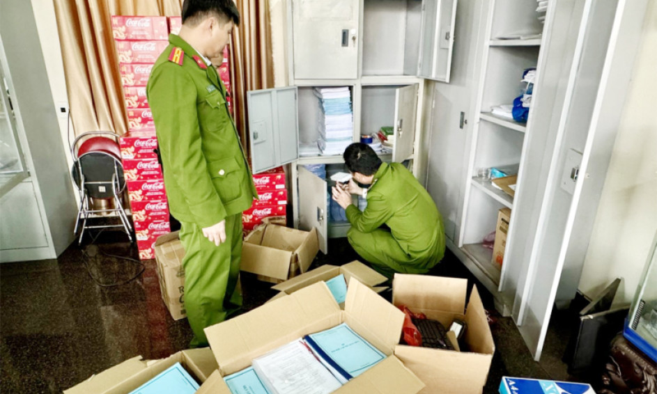 Khởi tố Giám đốc Công ty khoáng sản vì khai thác quá phép