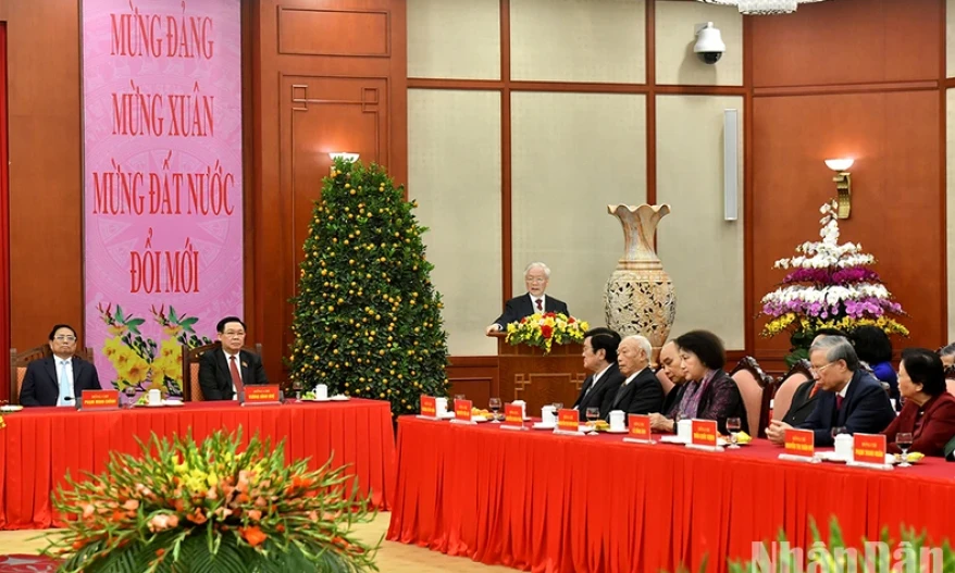Tổng Bí thư Nguyễn Phú Trọng chúc Tết các đồng chí lãnh đạo, nguyên lãnh đạo Đảng, Nhà nước