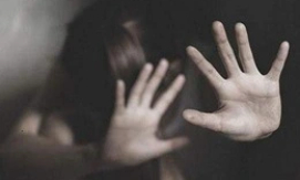 Nữ sinh mồ côi cầu cứu cô chủ nhiệm vì bị chồng của dì hiếp dâm nhiều lần