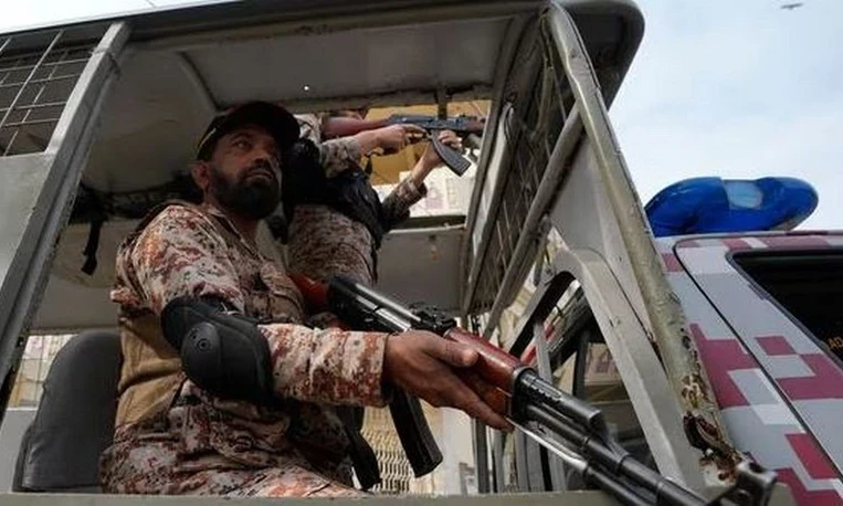 Pakistan: Hai vụ nổ ngay trước ngày bầu cử, ít nhất 22 người thiệt mạng
