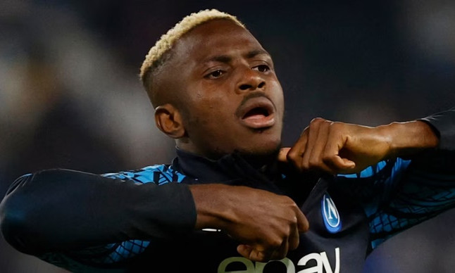 Cú hích Osimhen đến với Arsenal
