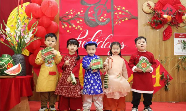 Tục mừng tuổi ngày Tết xưa và nay