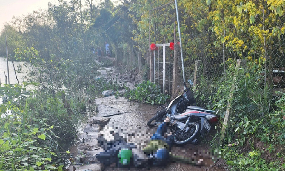 Hai mẹ con chết thương tâm trên đường đi chợ, nghi bị điện giật