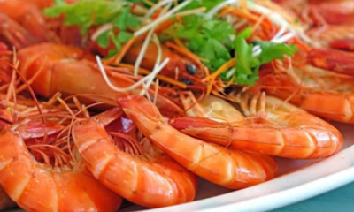 Ăn thực phẩm hấp bia, ướp rượu có bị thổi phạt nồng độ cồn không?