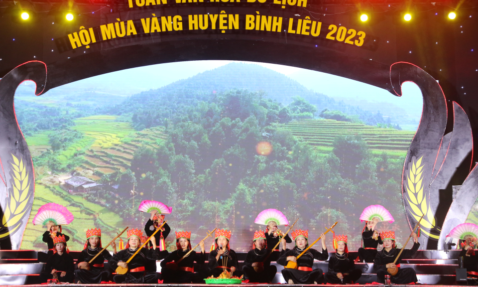 Thực hiện chủ đề công tác năm 2024: Bình Liêu quyết tâm từ ngày đầu, tháng đầu 