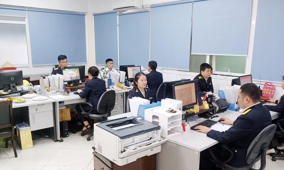 Quảng Ninh: Khuyến khích tất cả CBCCVC làm việc bình thường vào ngày thứ Bảy (17/2/2024)