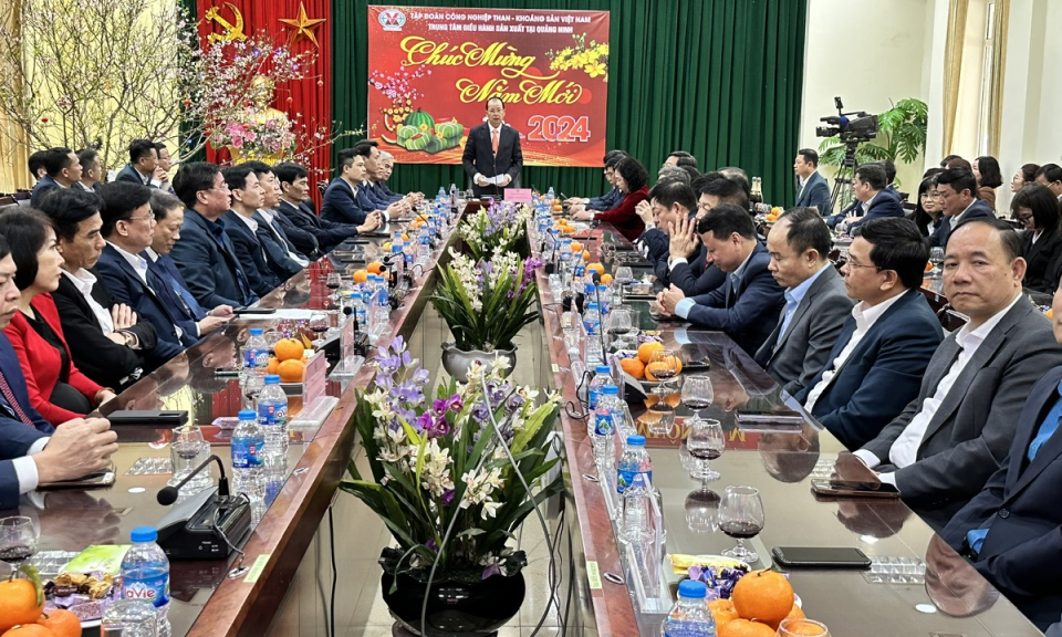 Tập đoàn Công nghiệp Than - Khoáng sản Việt Nam khai xuân Giáp Thìn 2024