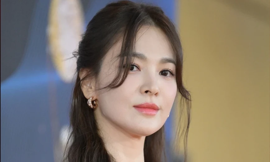 Nữ diễn viên Song Hye-kyo tái xuất sau 10 năm vắng bóng