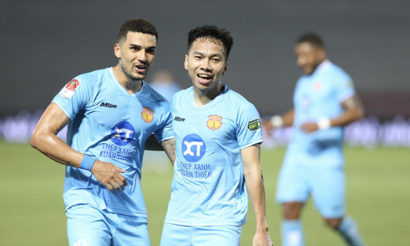 Đánh bại Hải Phòng, Nam Định củng cố ngôi đầu V-League