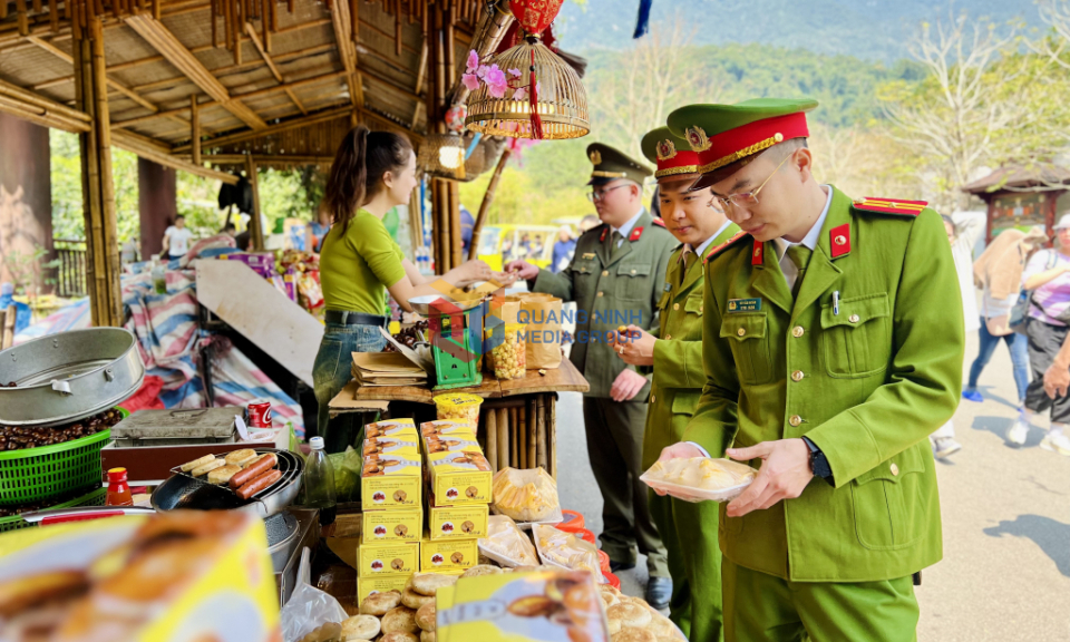 An toàn vệ sinh thực phẩm mùa lễ hội