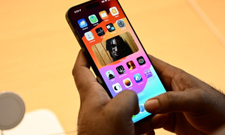 Người dùng iPhone Việt Nam đối mặt với loại mã độc đánh cắp dữ liệu Face ID
