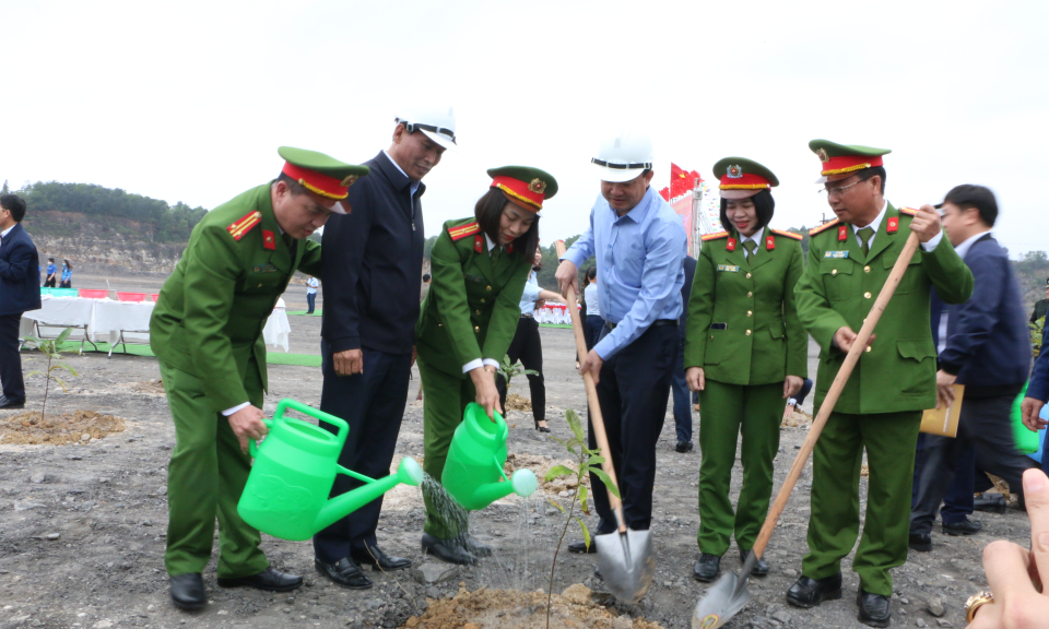  TKV trồng 4.000 cây xanh tại Lễ phát động Tết trồng cây năm 2024