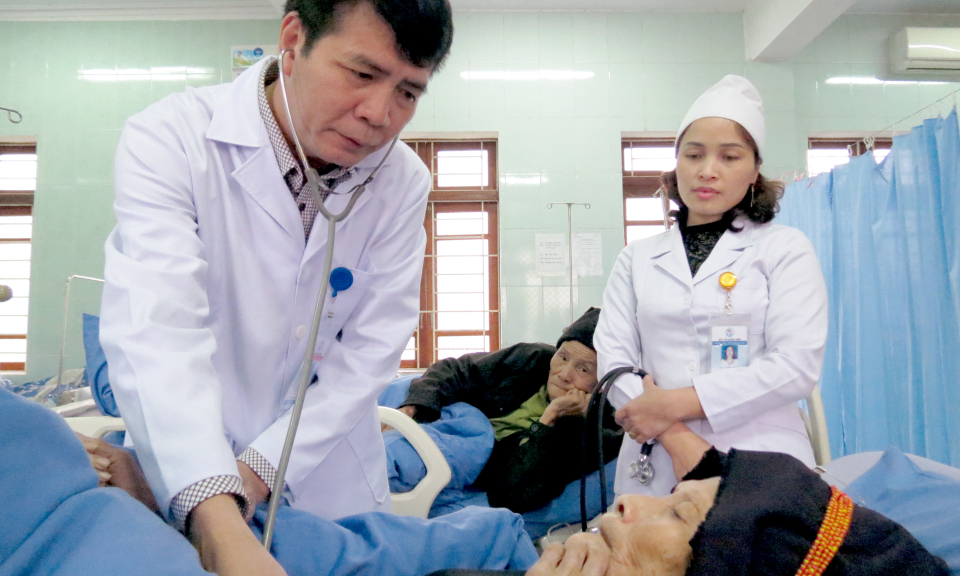 Chăm sóc sức khoẻ nhân dân: Ưu tiên vùng khó khăn