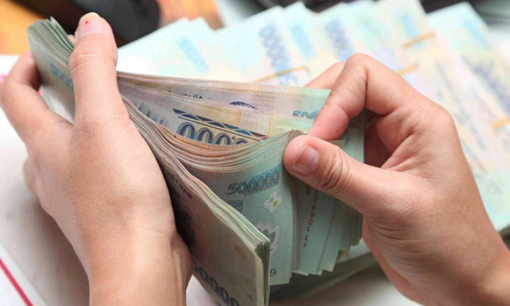 Số tiền thuế nộp bằng ngoại tệ còn thừa được phép bù trừ với số tiền thuế phát sinh phải nộp hoặc còn thiếu bằng đồng Việt Nam