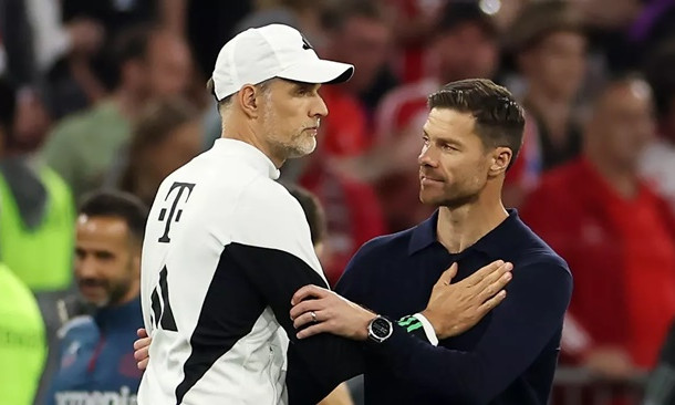 Liverpool nhận đòn giáng vụ Alonso