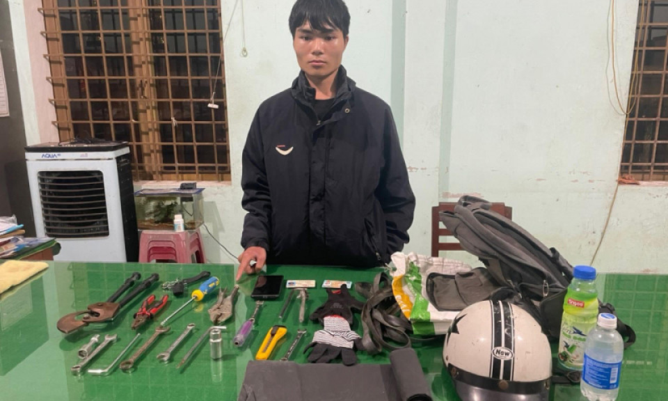 Bắt đối tượng chuyên trộm cắp cáp điện