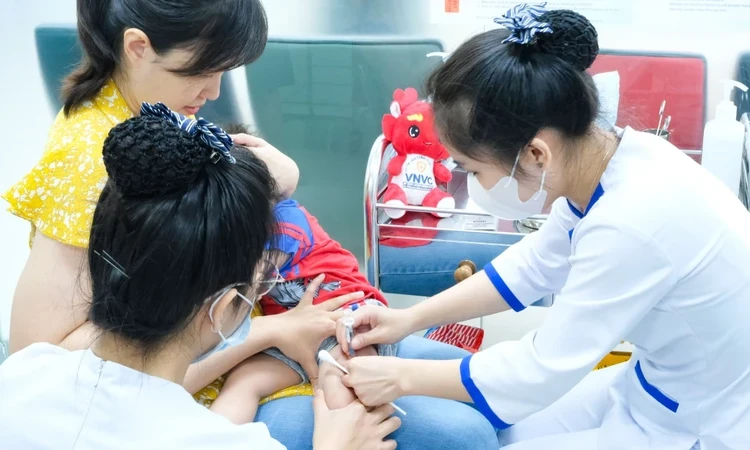 Việt Nam có vaccine thế hệ mới phòng viêm màng não do vi khuẩn não mô cầu nhóm B