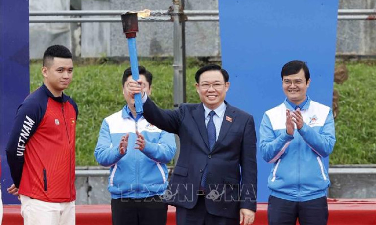 Chủ tịch Quốc hội dự Lễ khởi động Tháng Thanh niên và Tết trồng cây Xuân Giáp Thìn 2024