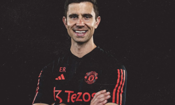 Eric Ramsay chia tay Man United