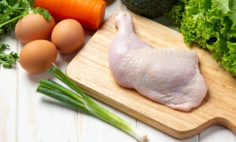 Thịt gà và trứng, nguồn protein nào tốt hơn?