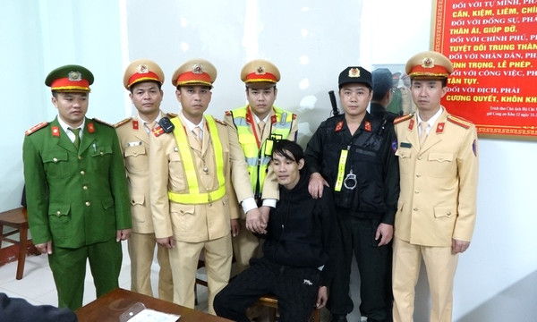 Ôm ma túy bỏ chạy khi bị CSGT tuýt còi kiểm tra nồng độ cồn
