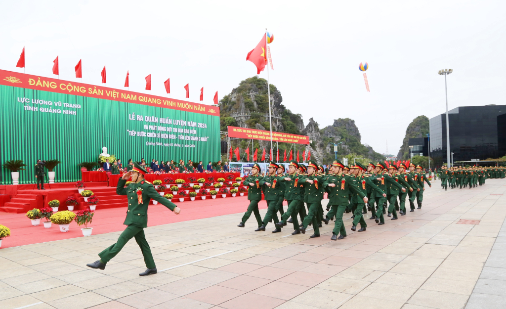 Các lực lượng diễu hành tại Lễ ra quân huấn luyện.