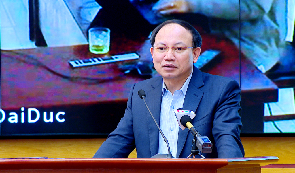 Đồng chí Nguyễn Xuân Ký, Ủy viên Trung ương Đảng, Bí thư Tỉnh ủy, Chủ tịch HĐND tỉnh, kết luận cuộc làm việc.