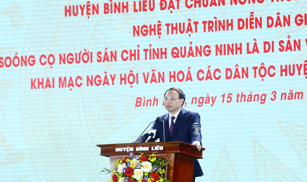 Đồng chí Nguyễn Xuân Ký, Ủy viên Trung ương Đảng, Bí thư Tỉnh ủy, Chủ tịch HĐND tỉnh, phát biểu chỉ đạo tại buổi lễ.