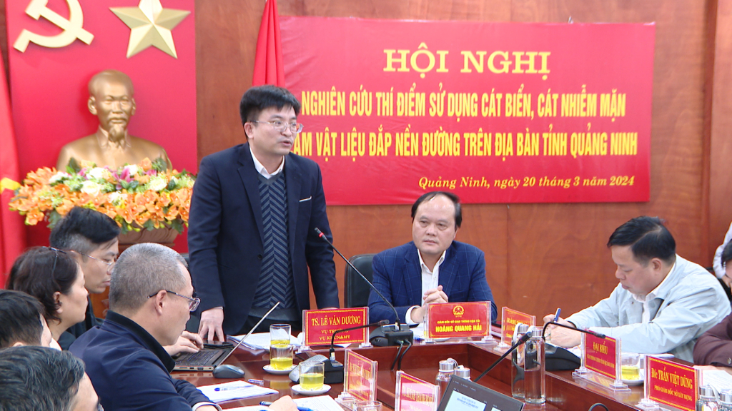 Lê Văn Dương, Vụ Trưởng Vụ KHCN&MT Bộ Giao thông Vận tải phát biểu tại hội nghị