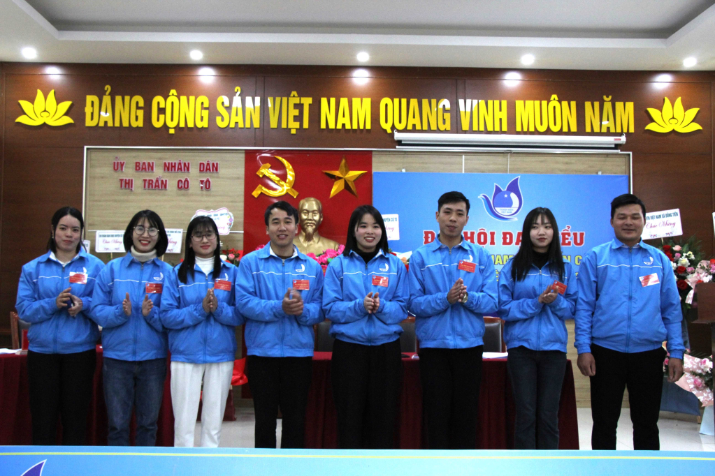 Đoàn viên, thanh niên là lực lượng tiên phong bổ sung Uỷ ban Hội LHTN Việt Nam thị trấn Cô Tô khoá V ra mắt Đại hội