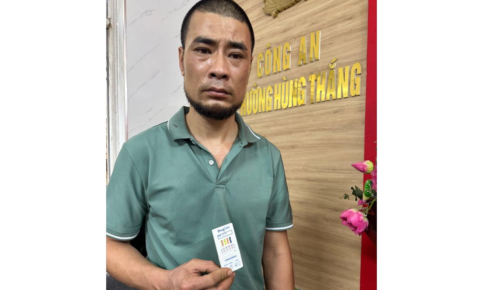 Khởi tố lái xe dương tính với chất ma túy đâm vào cảnh sát giao thông