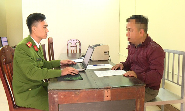 Xử phạt đối tượng trộm tiền công đức tại Đền ông Hoàng Mười