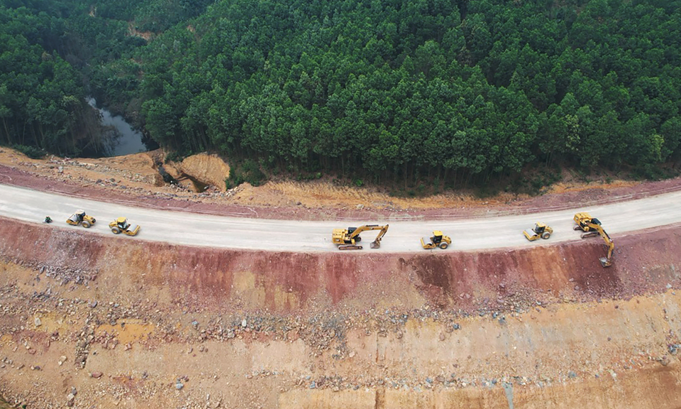 Quyết tâm hoàn thành đường tỉnh 342 trong quý II