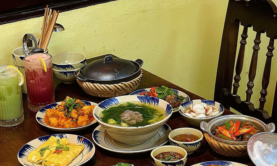 Bữa ăn chuẩn vị mẹ nấu tại 4 quán cơm nổi tiếng ở Hà Nội