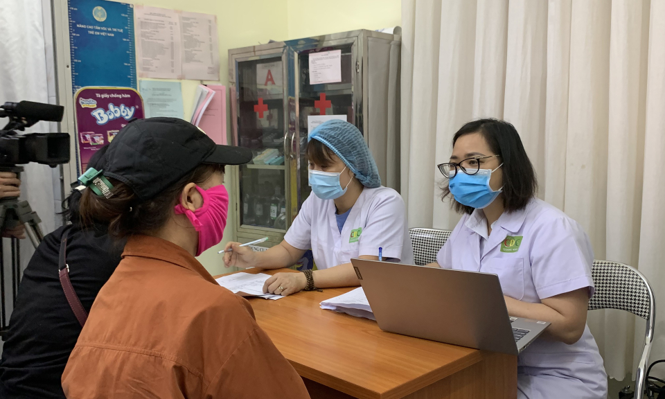 Chăm sóc sức khỏe phụ nữ tiền mãn kinh