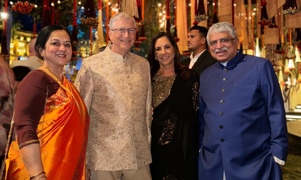 Bill Gates trở lại Việt Nam, nghỉ ở resort 5 sao tại Đà Nẵng cùng bạn gái