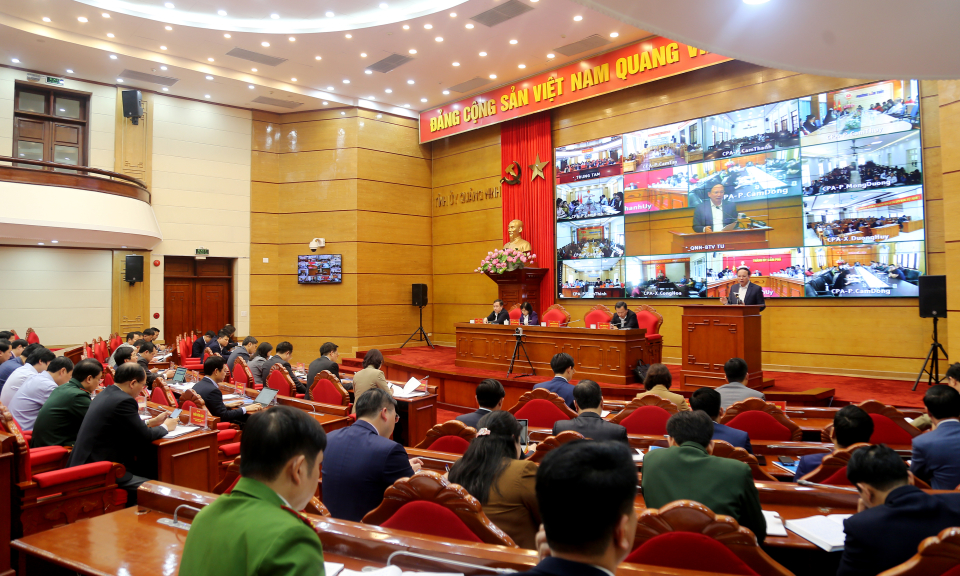 Xây dựng và phát triển TP Cẩm Phả là một trong những đô thị trung tâm của tỉnh