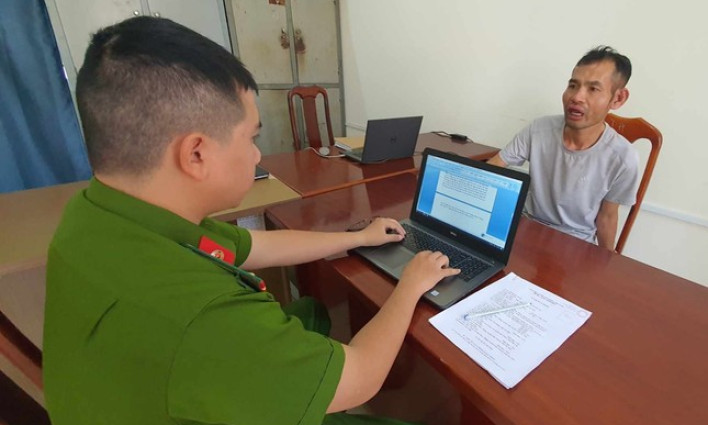 Bắt giữ đối tượng dùng dao khống chế một phụ nữ để hiếp dâm, cướp tài sản