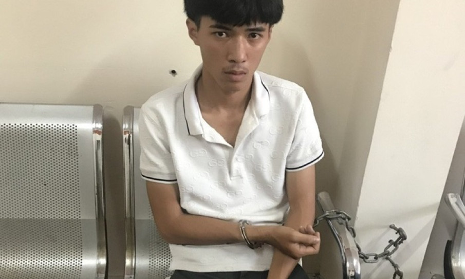 Bắt nóng tên trộm, trả lại tài sản cho du khách nước ngoài